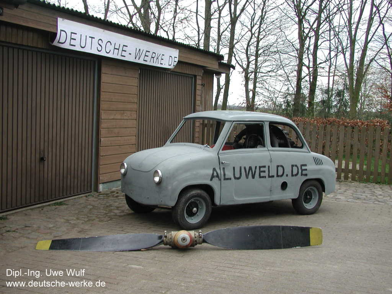 Illustration for article titled Awesome, Defined: The 10-Liter, Radial-Engined Goggomobil